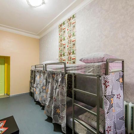 Hostel Vokzalnaya Kiev Esterno foto