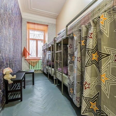 Hostel Vokzalnaya Kiev Esterno foto