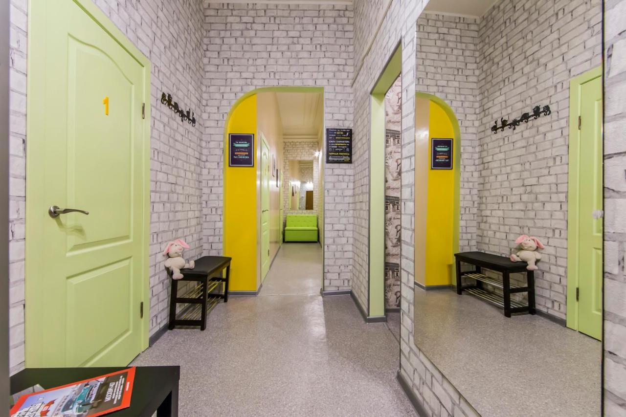 Hostel Vokzalnaya Kiev Esterno foto