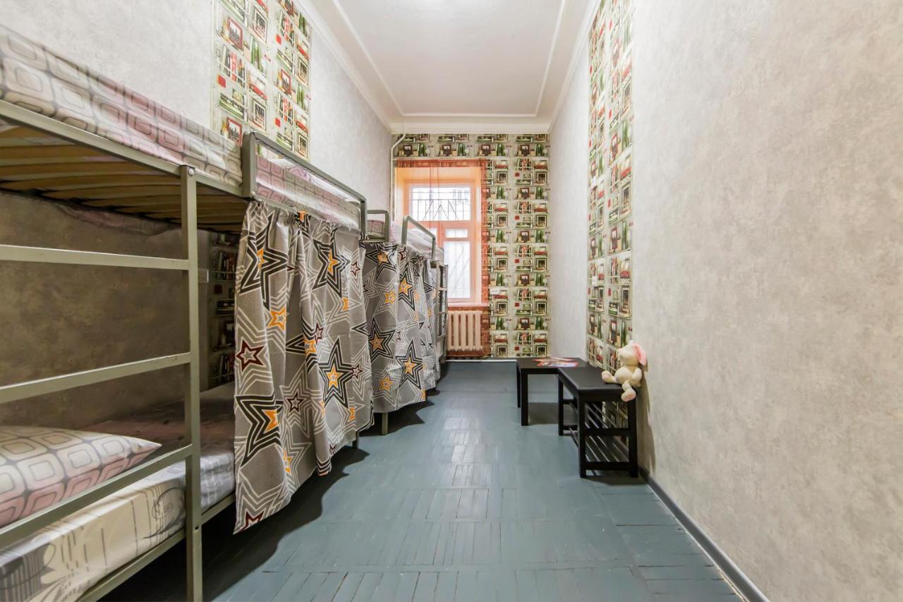 Hostel Vokzalnaya Kiev Esterno foto