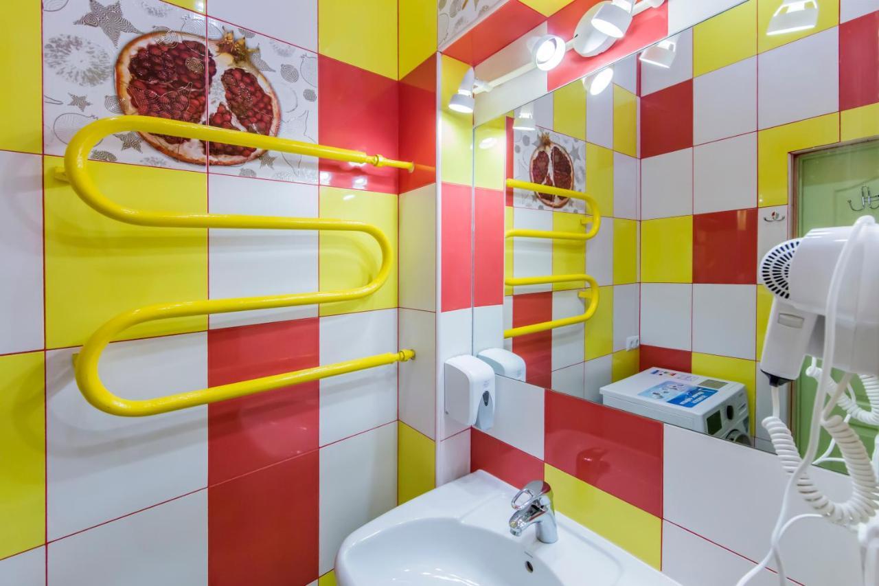 Hostel Vokzalnaya Kiev Esterno foto